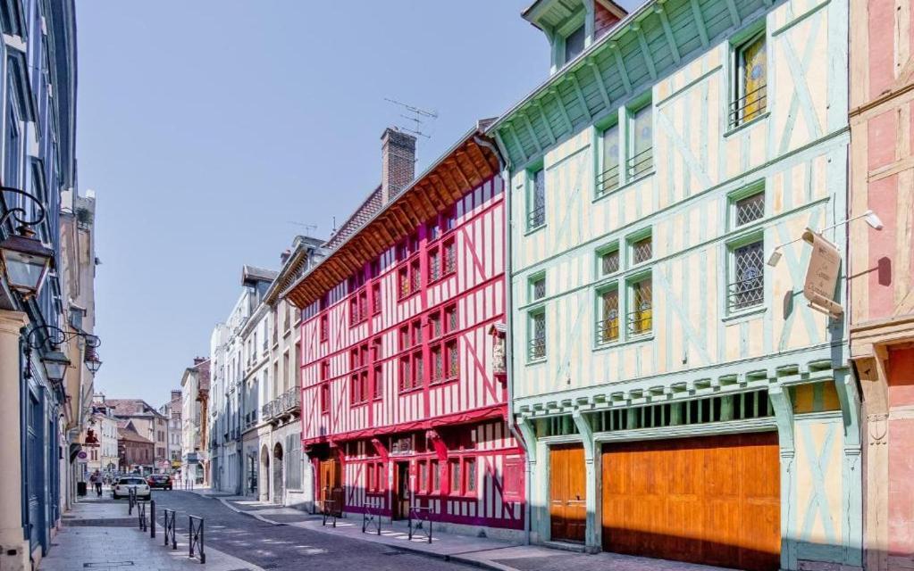 Brit Hotel Comtes De Champagne - Troyes Centre Historique Exterior foto